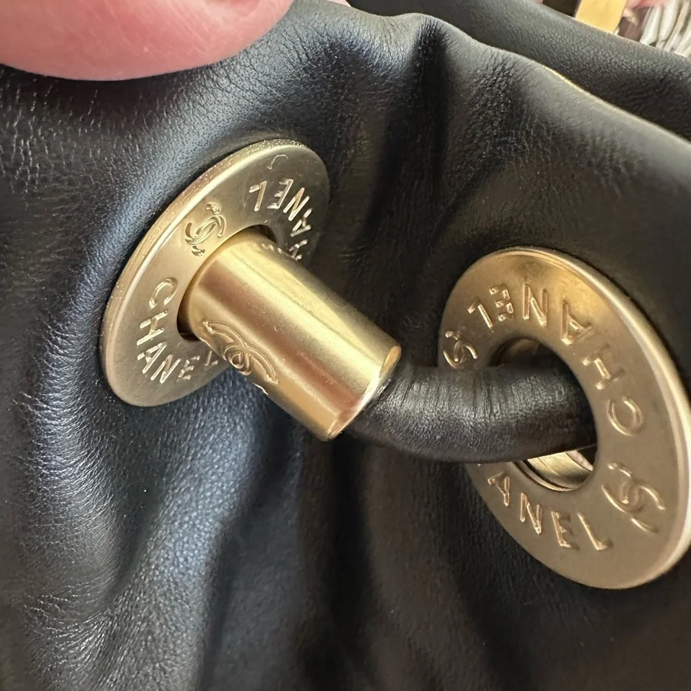 Rare Black Chanel Camelia flower Tote‎ Bag - Picture 7 of 10